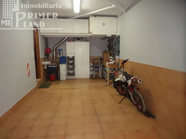 ¡Descubre esta magnífica casa en venta en Tomelloso, ubicada - foto 3