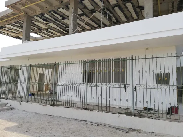 Casa con terreno 200m² en venta - Tierra Baja - foto 3
