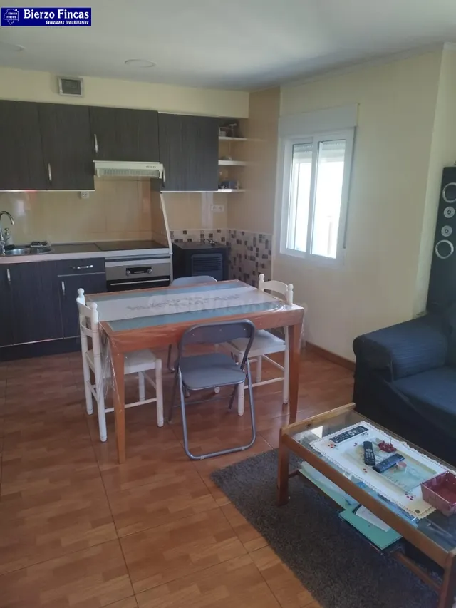 SE VENDE CASA EN CARUCEDO - foto 5
