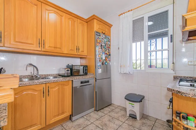 ¡Oportunidad Única! Se Vende Magnífica Casa en Esquina con Amplia Parcela — 7