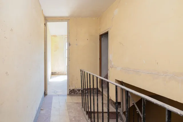 A LA VENTA EDIFICIO EN PLAZA BIB-RAMBLA — 45