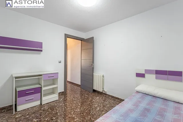 PISO CON GARAJE EN ALBOLOTE — 16