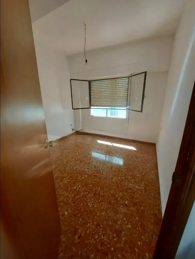 PISO DE 3 DORMITORIOS JUNTO AL JARDÍN DEL SALITRE | 6ª PLANTA, ASCENSOR Y MUCHA LUZ — 6