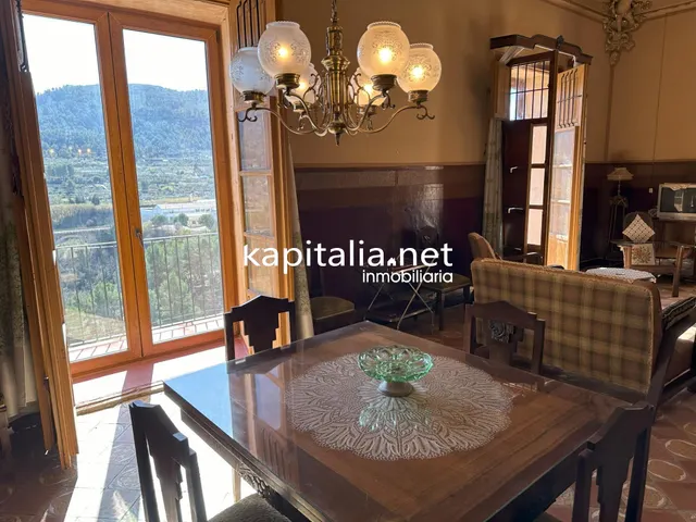 CASA SEÑORIAL EN VENTA EN BOCAIRENT — 2