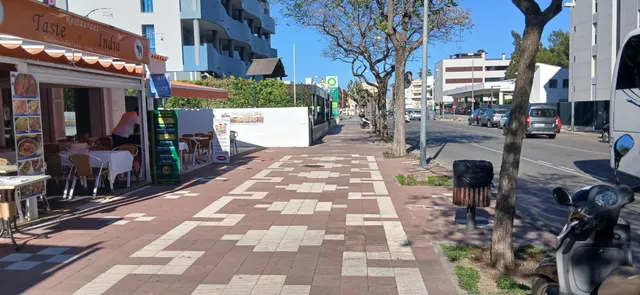 Local Comercial apto para diversos usos en misma ¡Avenida Diputació, Vilafortuny! — 3