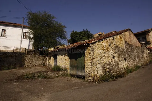 CUADRAS EN BIELVA - foto 3