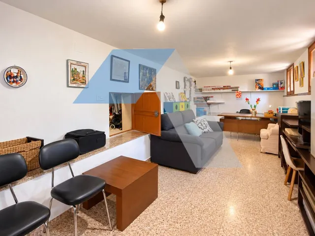 Chalet en parcela urbana con piscina privada en san vicente del raspeig — 43