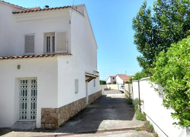 Acogedora casa en zona tranquila de Santa Margarita con 2 pa - foto 2