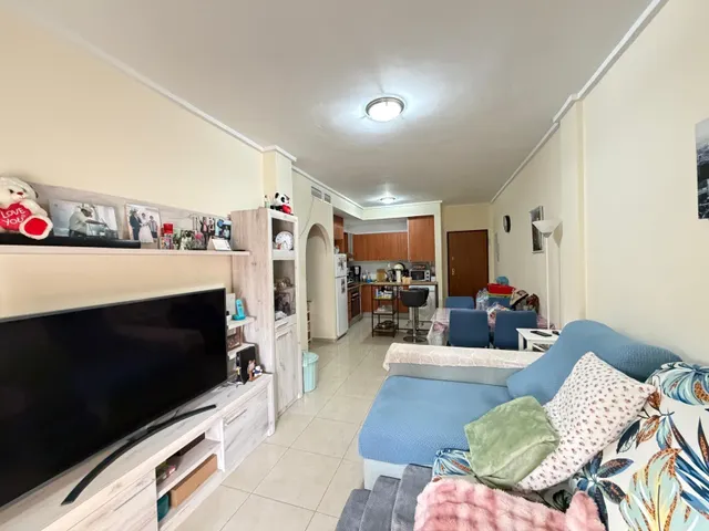 BUNGALOW EN PLANTA BAJA EN ROJALES CON JARDÍN DE 90 M2. 2 DORM. 1 BAÑO. SUPERFICIE DE 75 M2. PISCINAS COMUNITARIAS. — 19