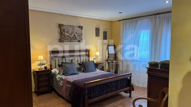Casa 4 habitaciones 439m² en venta - CENTRO — 19