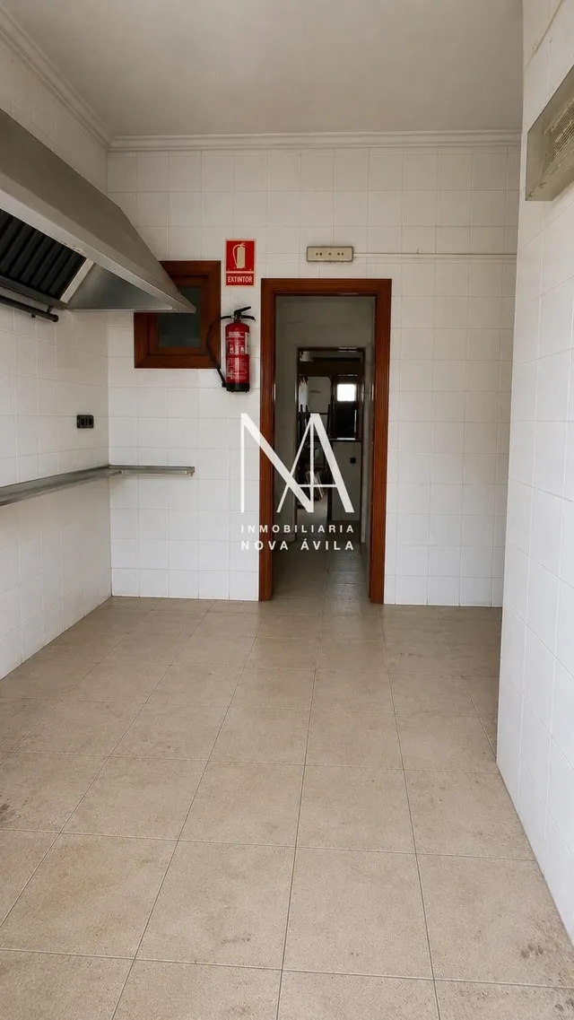 LOCAL ZONA  EL FIGUERAL — 15