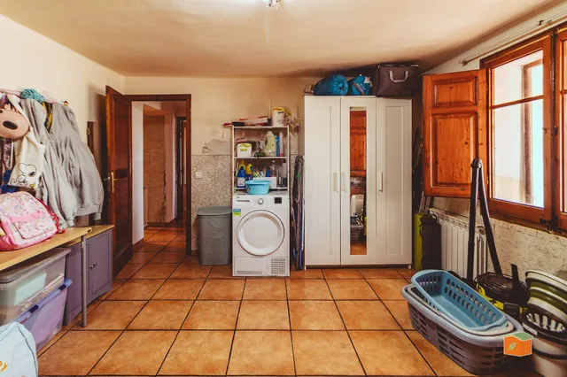 CASA EN VENTA EN FREGINALS (TARRAGONA) — 11