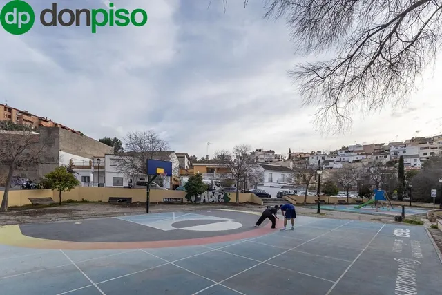 Fantástica casa en bola de oro — 42