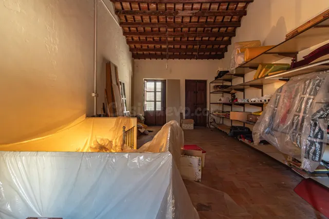 CASA A REFORMAR CON CUATRO DORMITORIOS EN CENTRO DE BURRIANA - foto 5