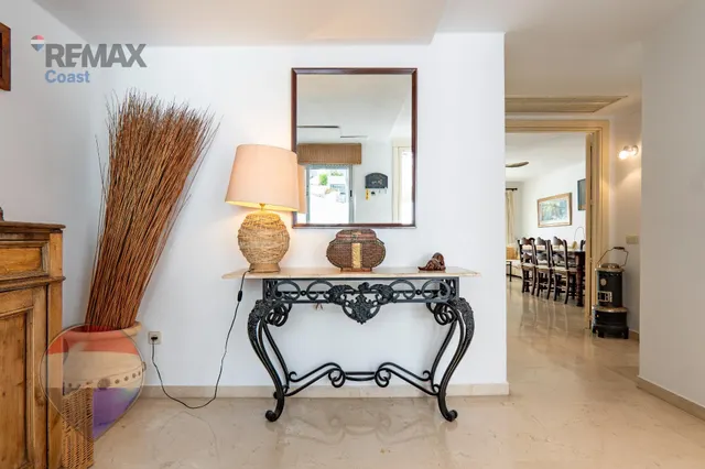 Amplio dúplex en Urb. Río Real - Marbella Este — 3