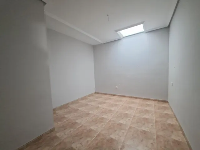 SE VENDE CASA EN ABRUCENA — 24