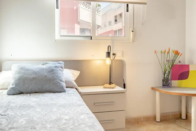 Luminoso apartamento de 3 dormitorios, 2 baños + trastero — 22