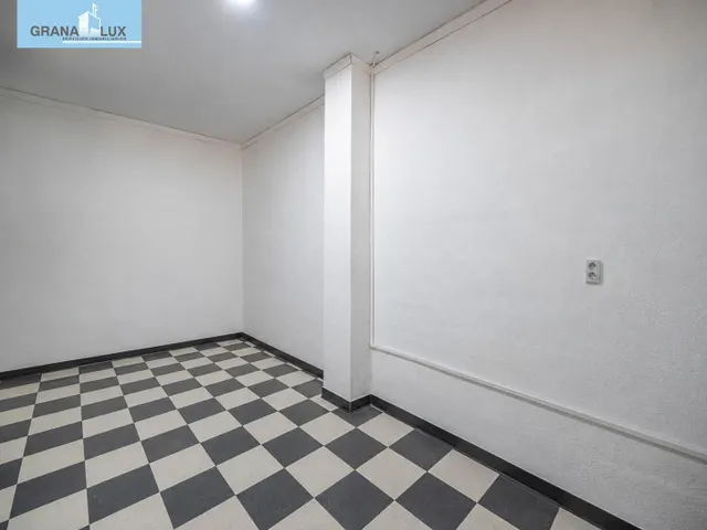 Local comercial 106m² en venta - Centro — 11