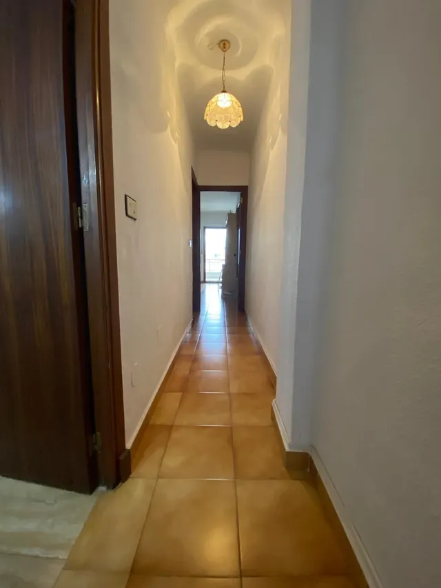 En lo pagan piso de 3 dormitorios buen estado — 8