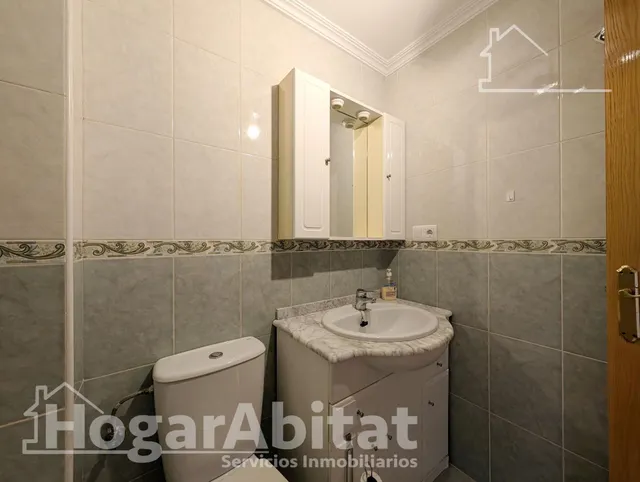 ¡Vistas panorámicas! Alto, impecable y luminoso con ascensor y balcón, todo amueblado — 17