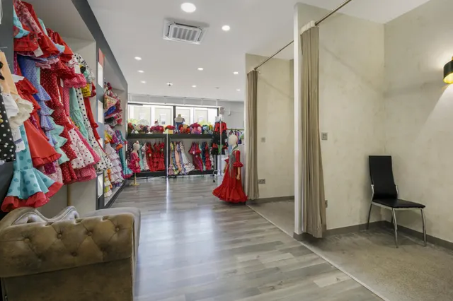 Local comercial en una ubicación estupenda! — 14