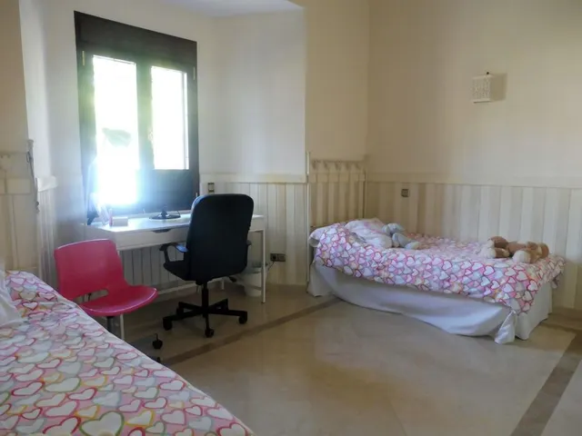 Precioso chalet de 6 dormitorios a 600m de la playa — 16