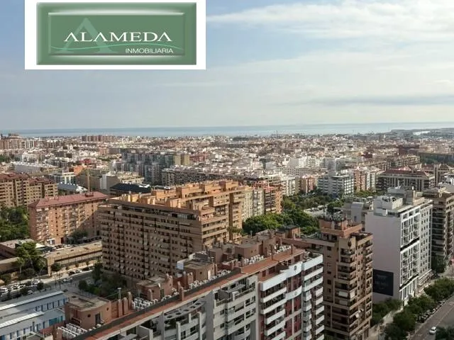 VISTAS A LA CIUDAD DE CIENCIAS — 32