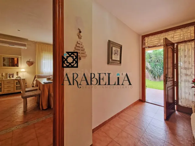 MAGNÍFICO CHALET EN LA ZONA DE VILLARRUBIA NO HIPOTECABLE - foto 3