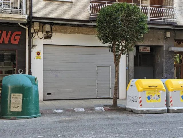 Local comercial en Estella — 2