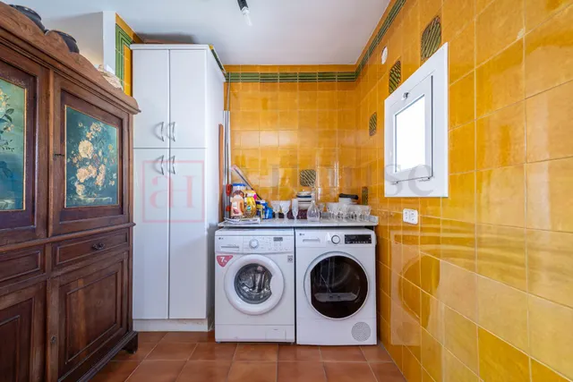ÁTICO A REFORMAR CON BALCON EN LA VILA DE GRACIA — 16