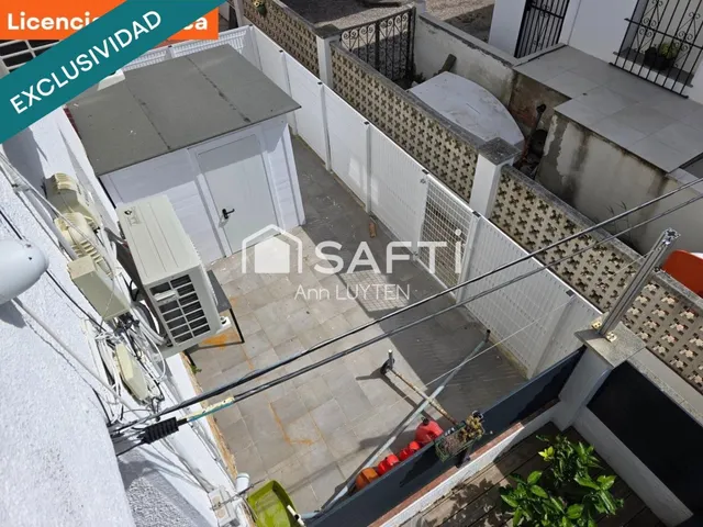 Apartamento con amarre privado y licencia turística Roses — 15