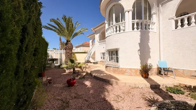Villa 4 habitaciones 344m² en venta - Centro de la Ciudad Quesada — 16