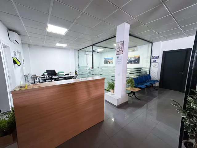 Se alquila en EXCLUSIVA nave rent a car en funcionamiento con taller, lavadero automático y plazas de garaje — Junto al Aeropuerto de Málaga — 11
