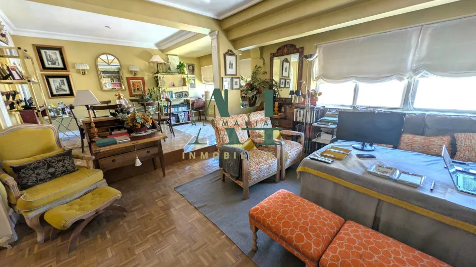 Elegante Piso en Cánovas, Cáceres - ¡Listo para Entrar a Vivir! ✨