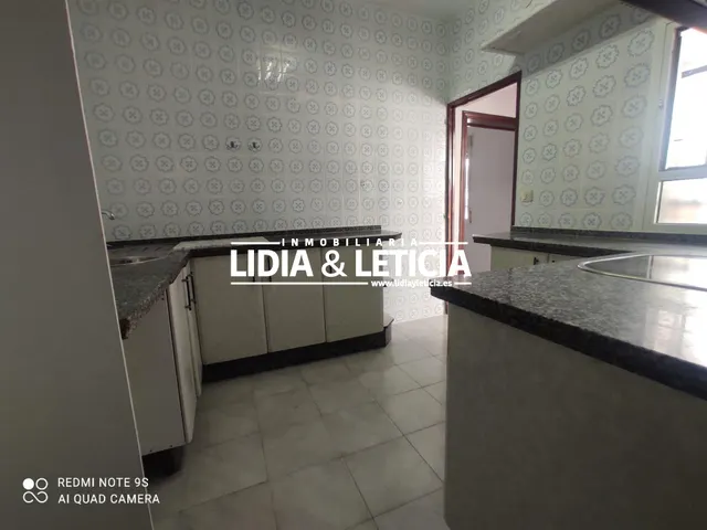 ESPECTACULAR CASA EN PABLO VI! UNA DE LAS ZONAS MÁS DEMANDADAS DE ALCALÁ DE GUADAIRA!! — 6