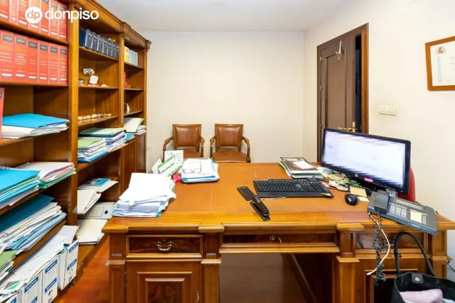 Magnífica oficina en venta — 20