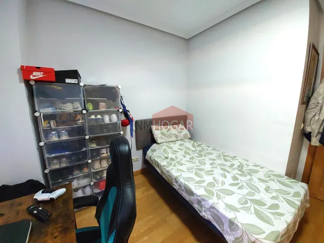 Vivienda accesible en hervencias, con patio, garaje, trastero y ascensor (actualmente alquilada) — 24