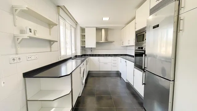 ¡EN ALQUILER PARA ESTUDIANTES! habitaciones EN CHALET CON REFORMA RECIENTE EN VILLANUEVA DE LA CAÑADA. — 9
