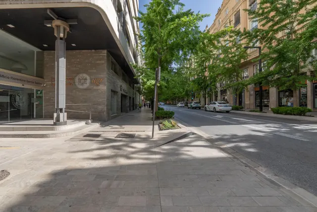 Oportunidad de Inversión: Plazas de Garaje en Gran Vía desde 24.900€. — 33