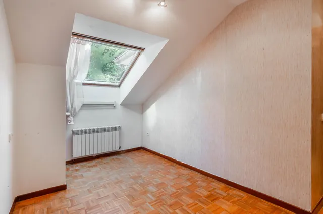 PRECIOSO PISO EN OLLONIEGO A TAN SÓLO 10 MINUTOS DE OVIEDO — 20