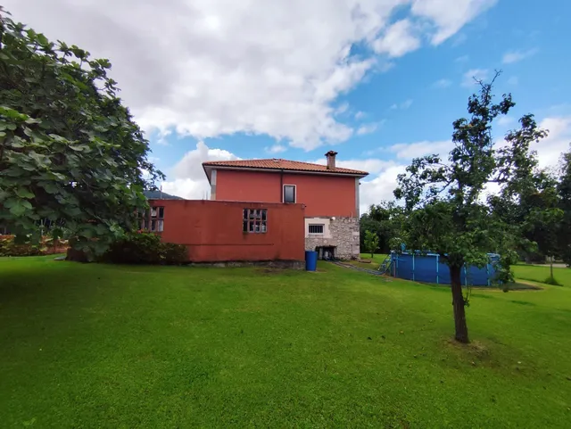 Casa independiente con mas de 2.000m2 de terreno — 25