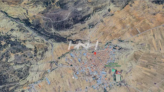 Se vende solar urbano en centro de Alcublas. /H H Asesores, Inmobiliaria en Burjassot/ — 14