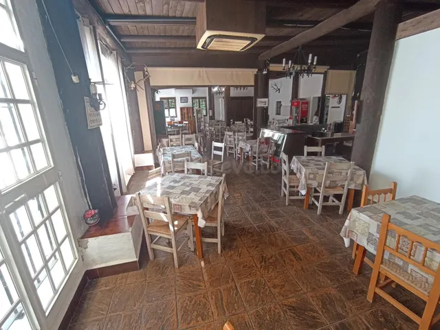 OPORTUNIDAD BAR RESTAURANTE EN FUNCIONAMIENTO + VIVIENDA - foto 2