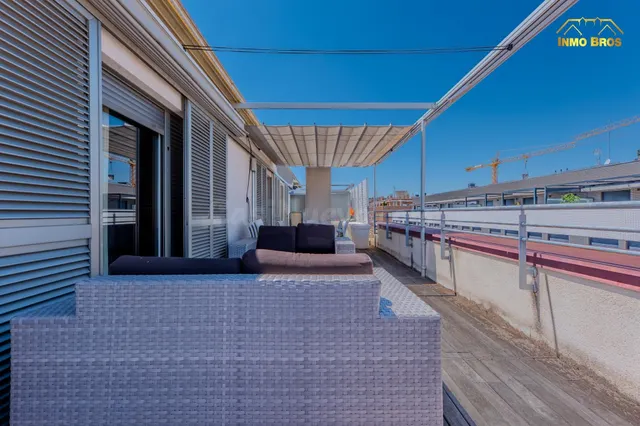 ATICO EN LOS VALLES CON 104 M2 DE TERRAZA Y VISTAS INMEJORAB