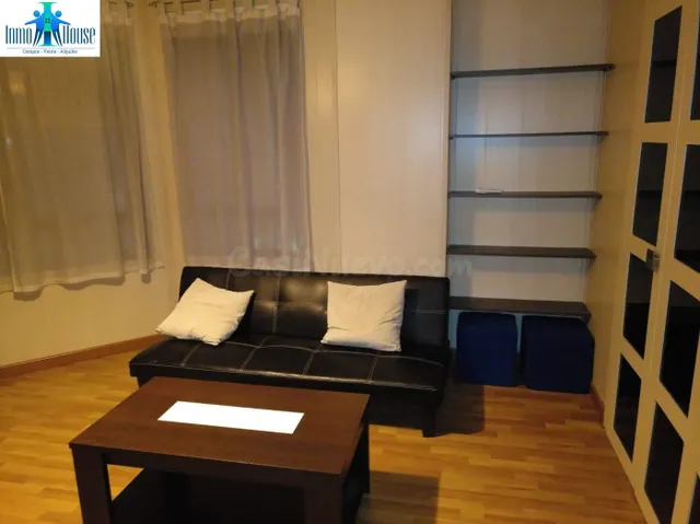 APARTAMENTO EN ALQUILER ZONA CENTRO - foto 4