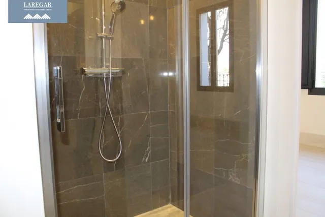 ESTUDIO EN ALQUILER 1 DORMITORIO EN TIRO DE LÍNEA — 18