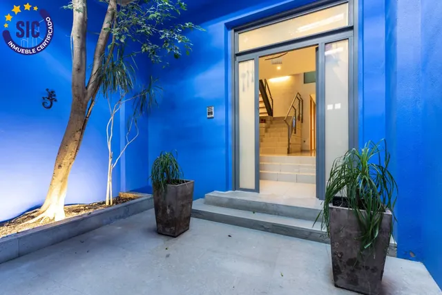Exclusiva casa en calle Alacuás: espacio, diseño y máximo confort — 3