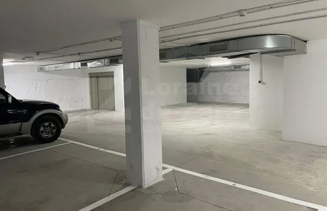 18 plazas de garaje en una sola planta en calle Salitre 45, Málaga centro. — 5