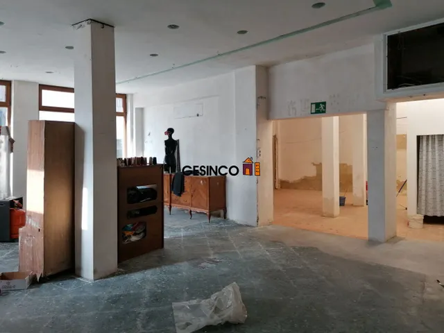 LOCAL COMERCIAL EN VENTA EN ONTINYENT - ZONA POBLE NOU — 4