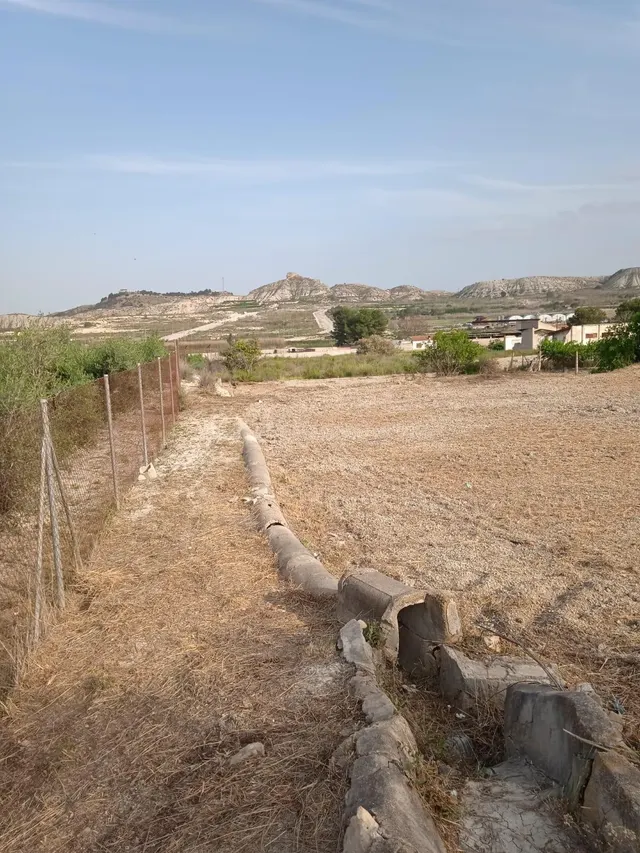 SE VENDE PARCELA RÚSTICA DE 2236M2 EN ALGUAZAS - foto 4